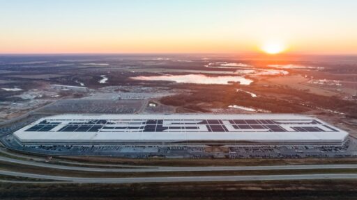 Tesla plans to install ‘world’s largest’ rooftop solar system on Austin factory